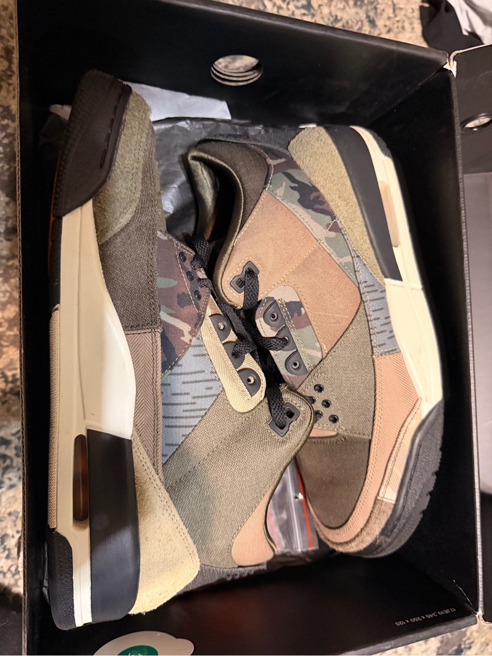 Jordan Patchwork retro 3 size 11